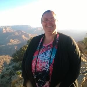 Meet your Posher, Nikole